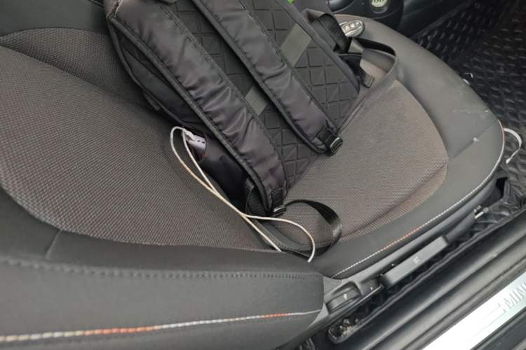 Used MINI 2023 1.5T ONE Right Front Seat