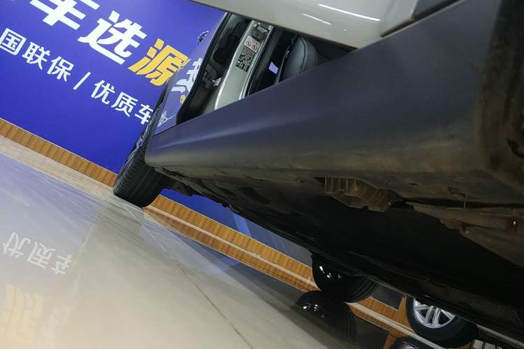 Used MINI 2023 1.5T COOPER Artist Five-Door Edition Right Side Sill