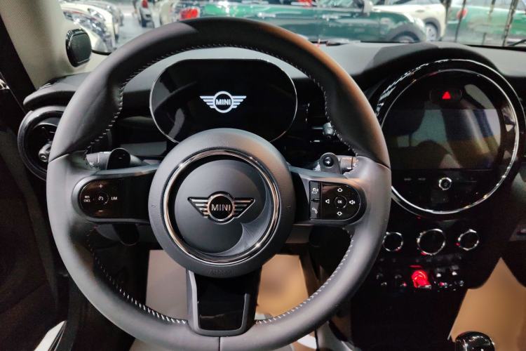 Used MINI 2023 2.0T COOPER S Artist Steering Wheel
