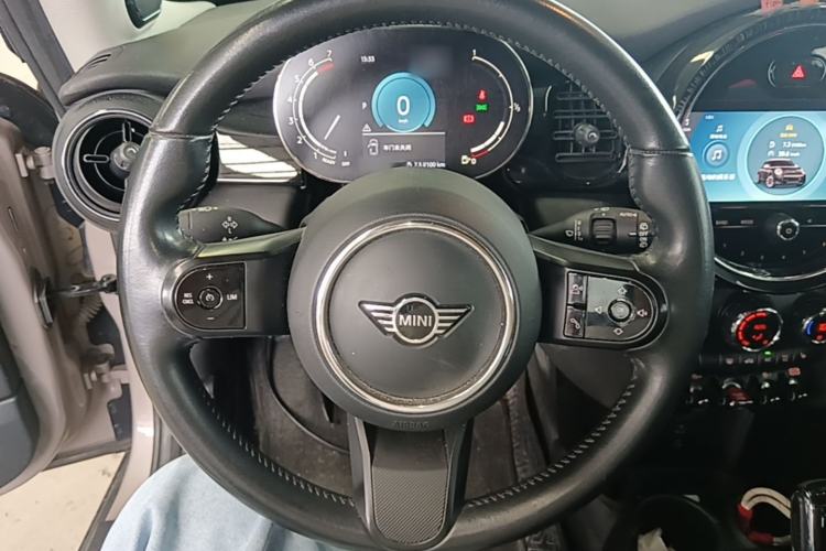 Used MINI 2023 1.5T COOPER Artist Steering Wheel