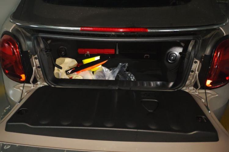 Used MINI 2023 2.0T COOPER S CABRIO Artist Trunk