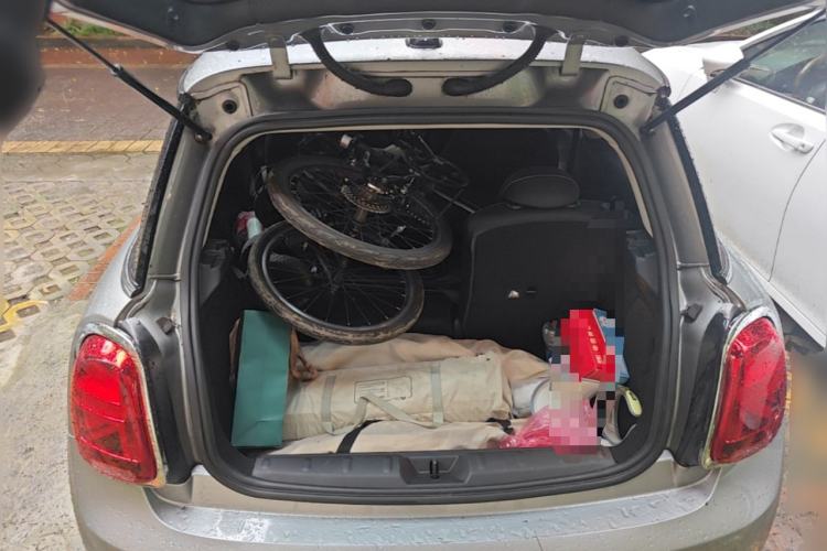 Used MINI 2023 1.5T ONE Trunk