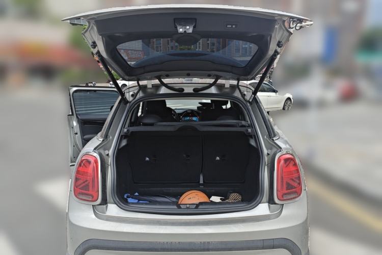 Used MINI  Trunk