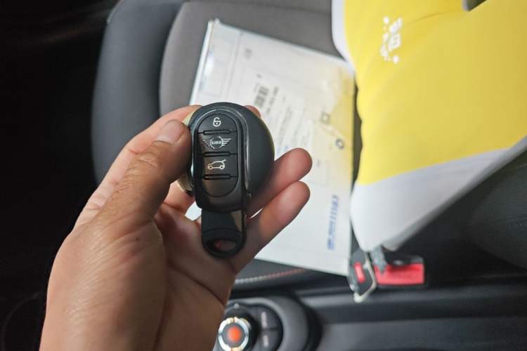Used MINI 2023 1.5T ONE Vehicle Key