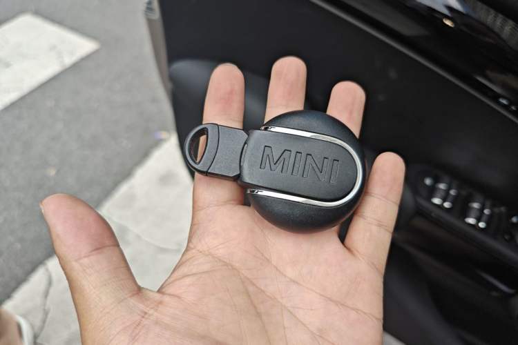 Used MINI  Vehicle Key