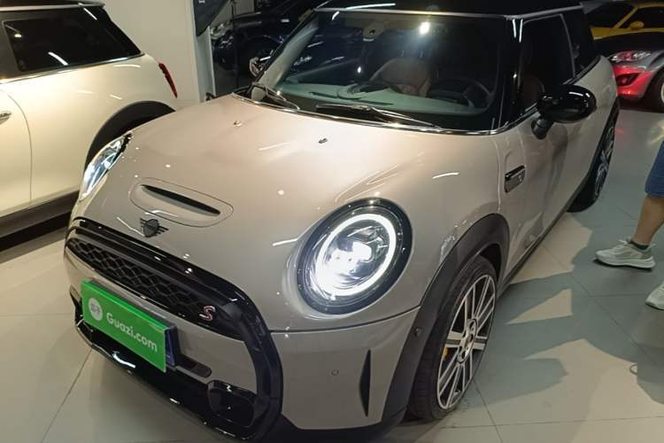 MINI 2023 Updated 2.0T COOPER S Artist usado Guazi used car, China used car export, Used car for sale, Used cars, Cheapest cars for sale