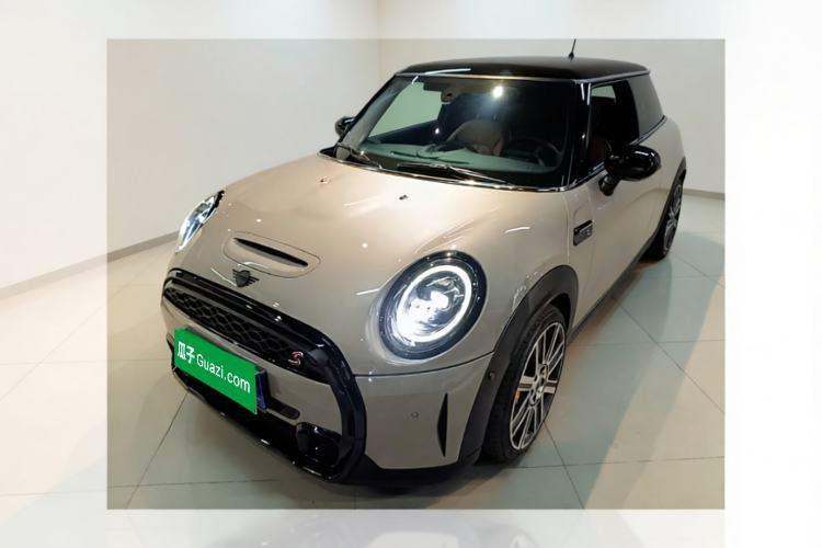 Used MINI 2023 Updated 2.0T COOPER S Artist Guazi used car, China used car export, Used car for sale, Used MINI cars, Cheapest cars for sale