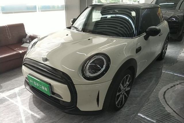 Used MINI 2023 1.5T COOPER Artist