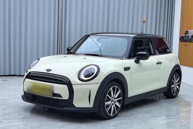 Used MINI 2023 1.5T COOPER Artist