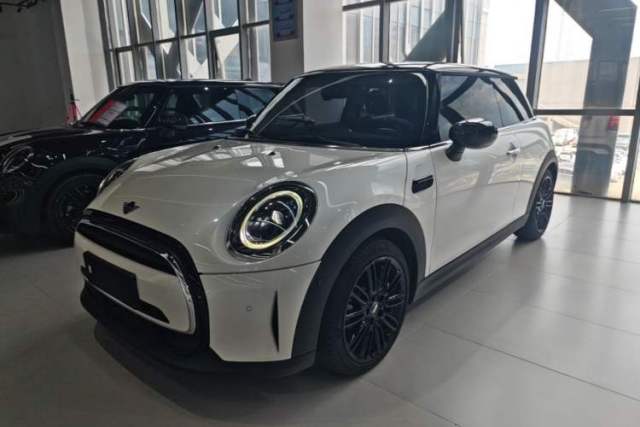 Used MINI 2023 Updated 1.5T COOPER Artist