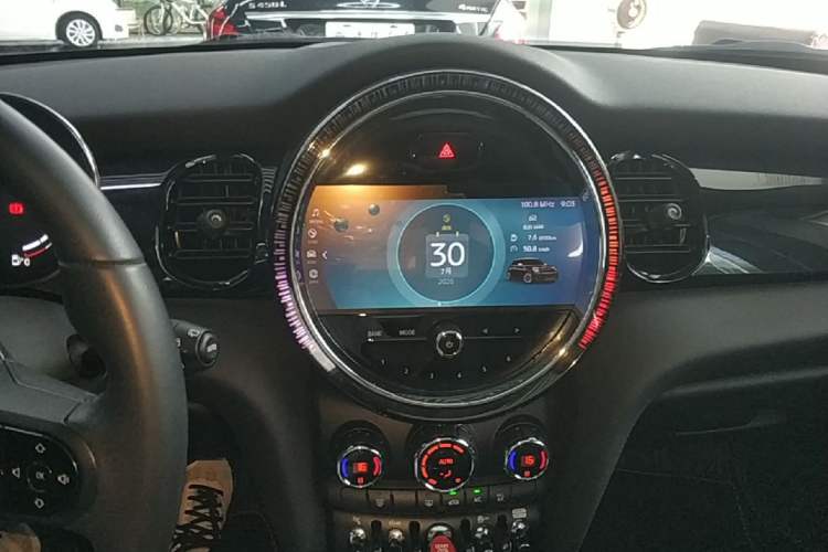 Used MINI 2023 1.5T COOPER Artist Audio And AC Panel