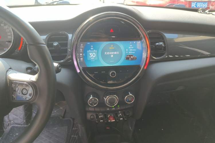 Used MINI 2023 1.5T ONE Audio And AC Panel
