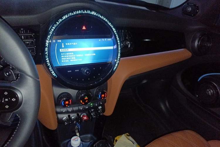 Used MINI 2023 Updated 2.0T COOPER S Artist Audio And AC Panel