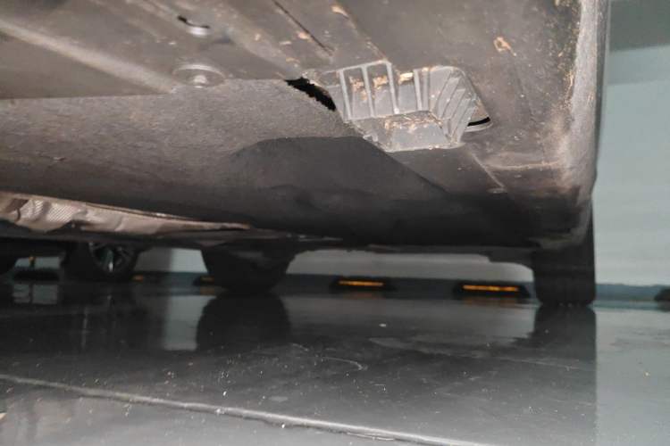 Used MINI 2023 1.5T ONE Five-Door Edition Chassis Front Left