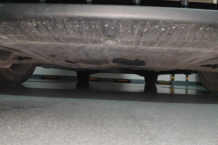Used MINI 2023 1.5T ONE Five-Door Edition Chassis Front