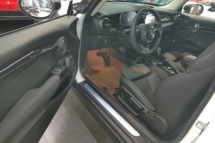 Used MINI 2023 Updated 1.5T COOPER Artist Driver Seat