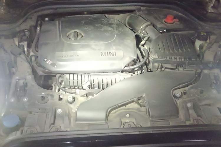 Used MINI 2023 1.5T COOPER Artist Engine Bay