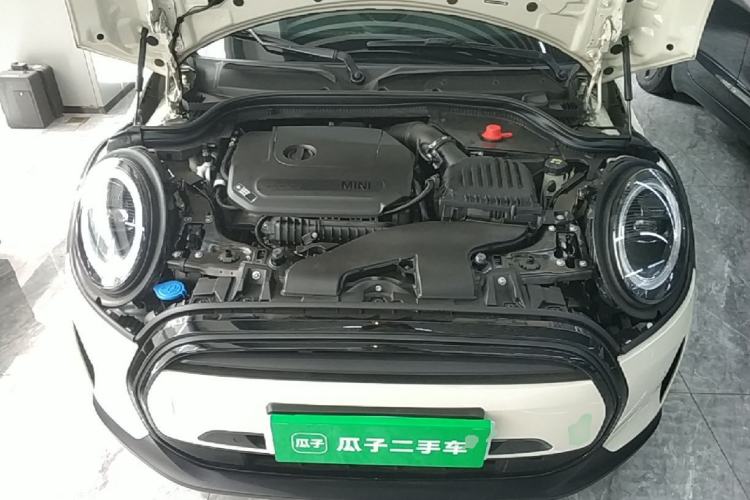 Used MINI 2023 1.5T COOPER Artist Engine Bay