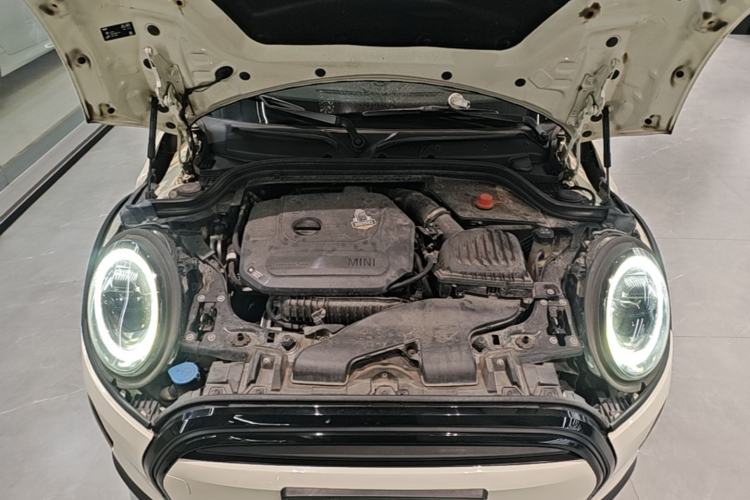 Used MINI 2023 1.5T COOPER Artist Engine Bay