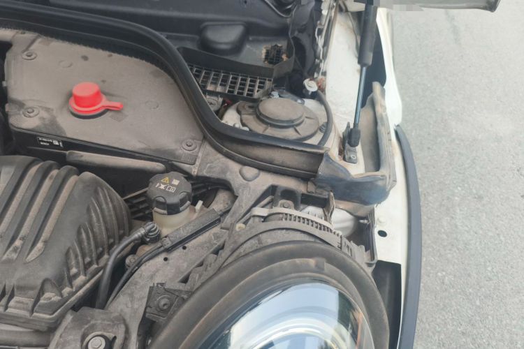 Used MINI 2023 1.5T COOPER King's Cross Special Edition Five-Door Version Engine Bay Left
