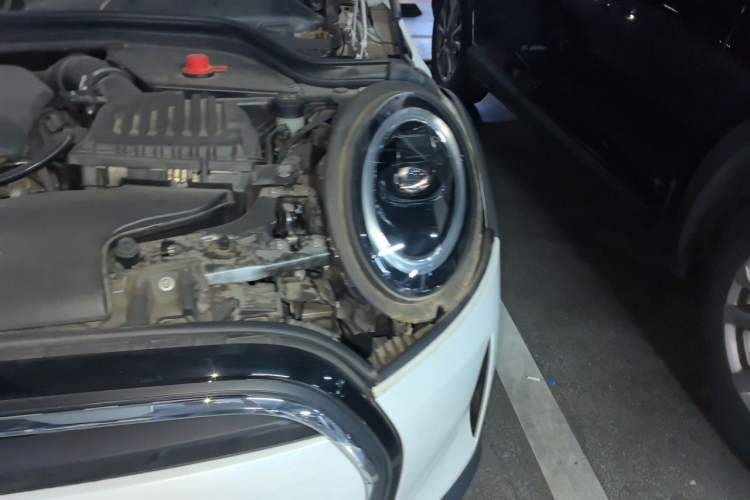 Used MINI 2023 1.5T COOPER Artist Engine Bay Left