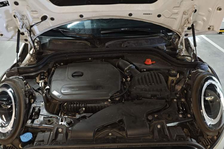 Used MINI 2023 1.5T COOPER Artist Five-Door Edition Engine Bay