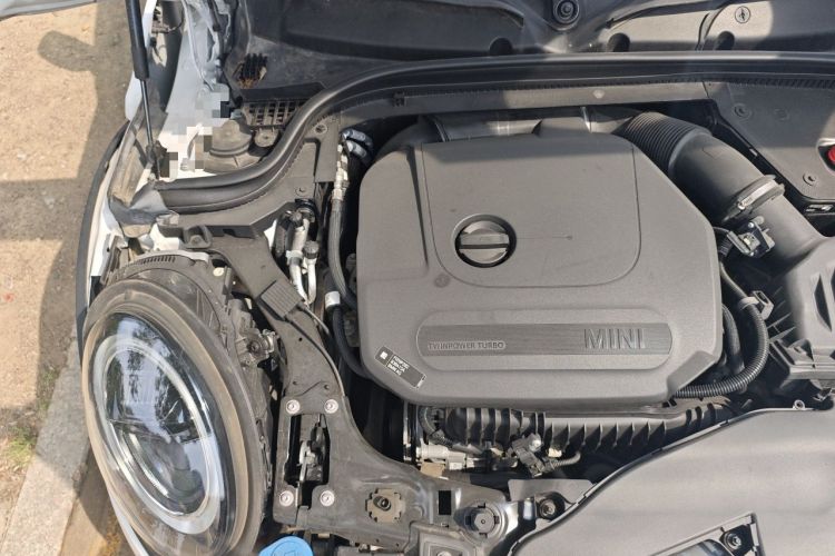Used MINI 2023 1.5T ONE Engine Bay Right