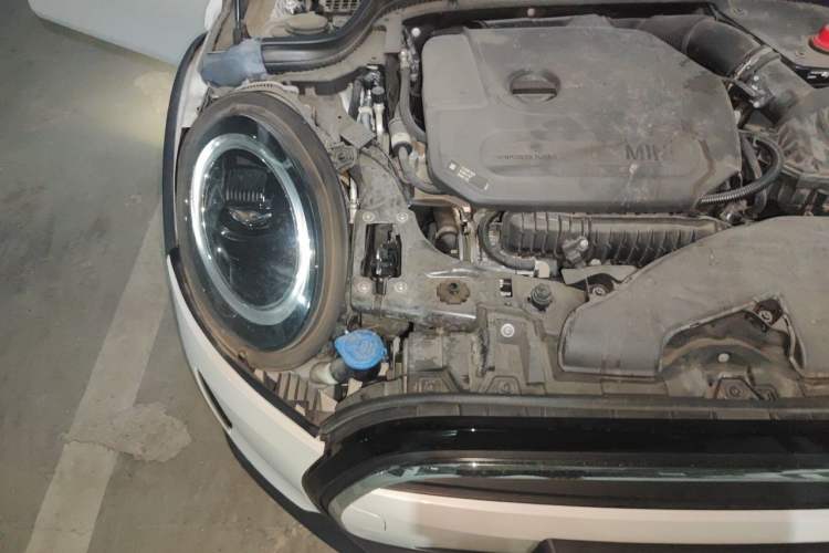 Used MINI 2023 Updated 1.5T COOPER Artist Five-Door Edition Engine Bay Right