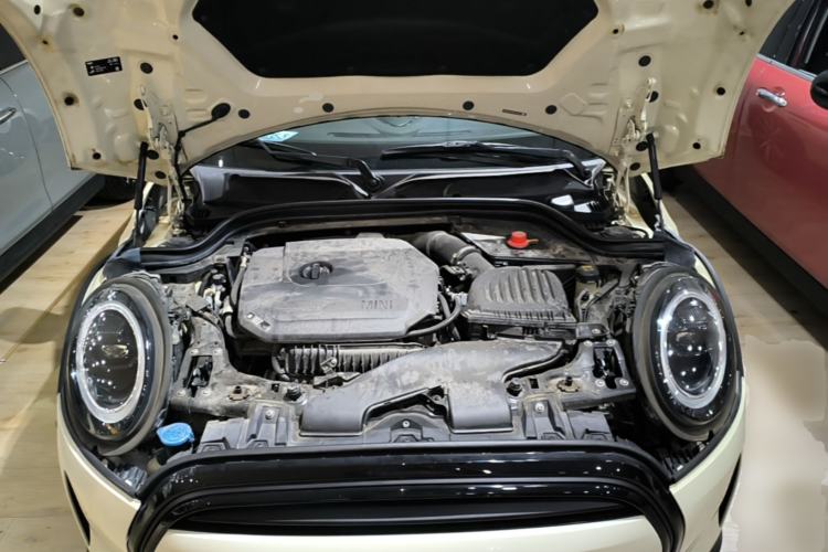 Used MINI 2023 1.5T COOPER Artist Five-Door Edition Engine Bay