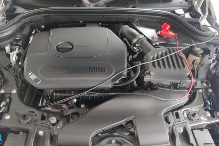 Used MINI 2023 Updated 1.5T COOPER Artist Five-Door Edition Engine Bay