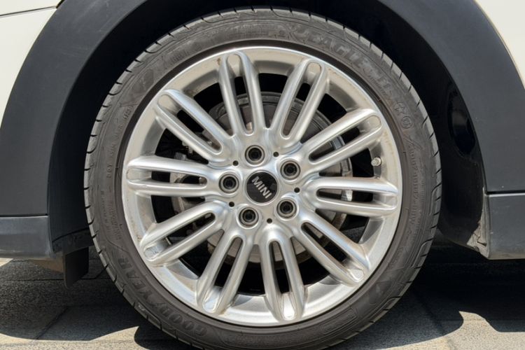 Used MINI 2023 Updated 1.5T COOPER Artist Five-Door Edition Exterior 1