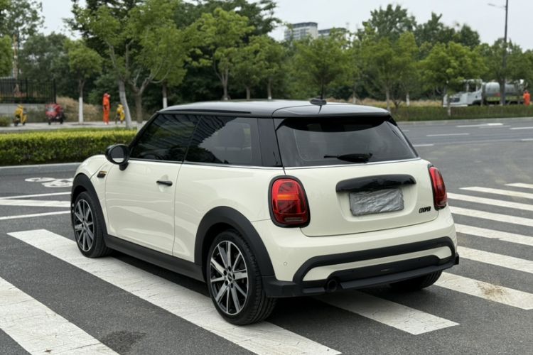 Used MINI 2023 1.5T COOPER Artist Exterior 1