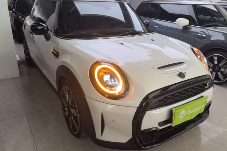 Used MINI 2023 Updated 2.0T COOPER S Artist Exterior 1