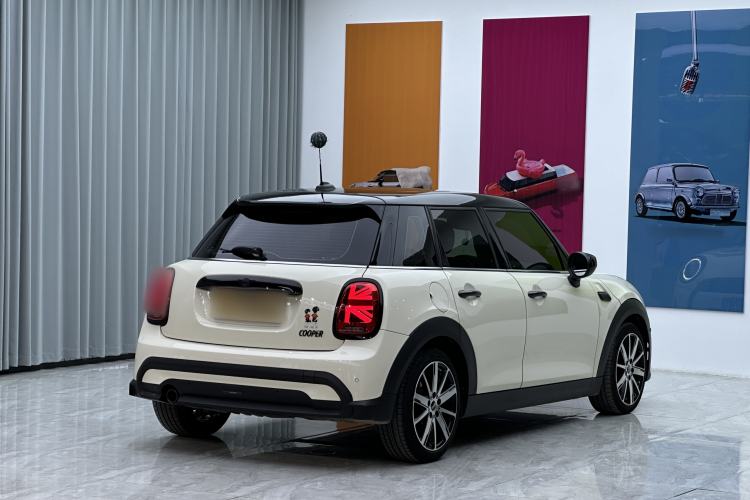 Used MINI 2023 Updated 1.5T COOPER Artist Five-Door Edition Exterior 2