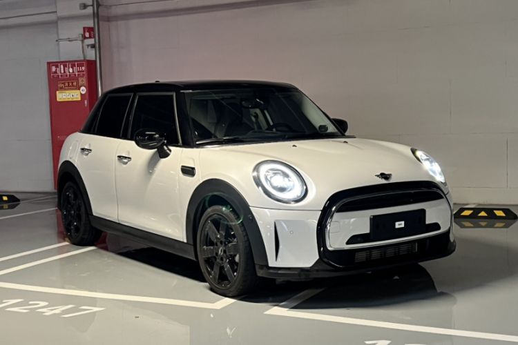 Used MINI 2023 Updated 1.5T COOPER Artist Five-Door Edition Exterior 2