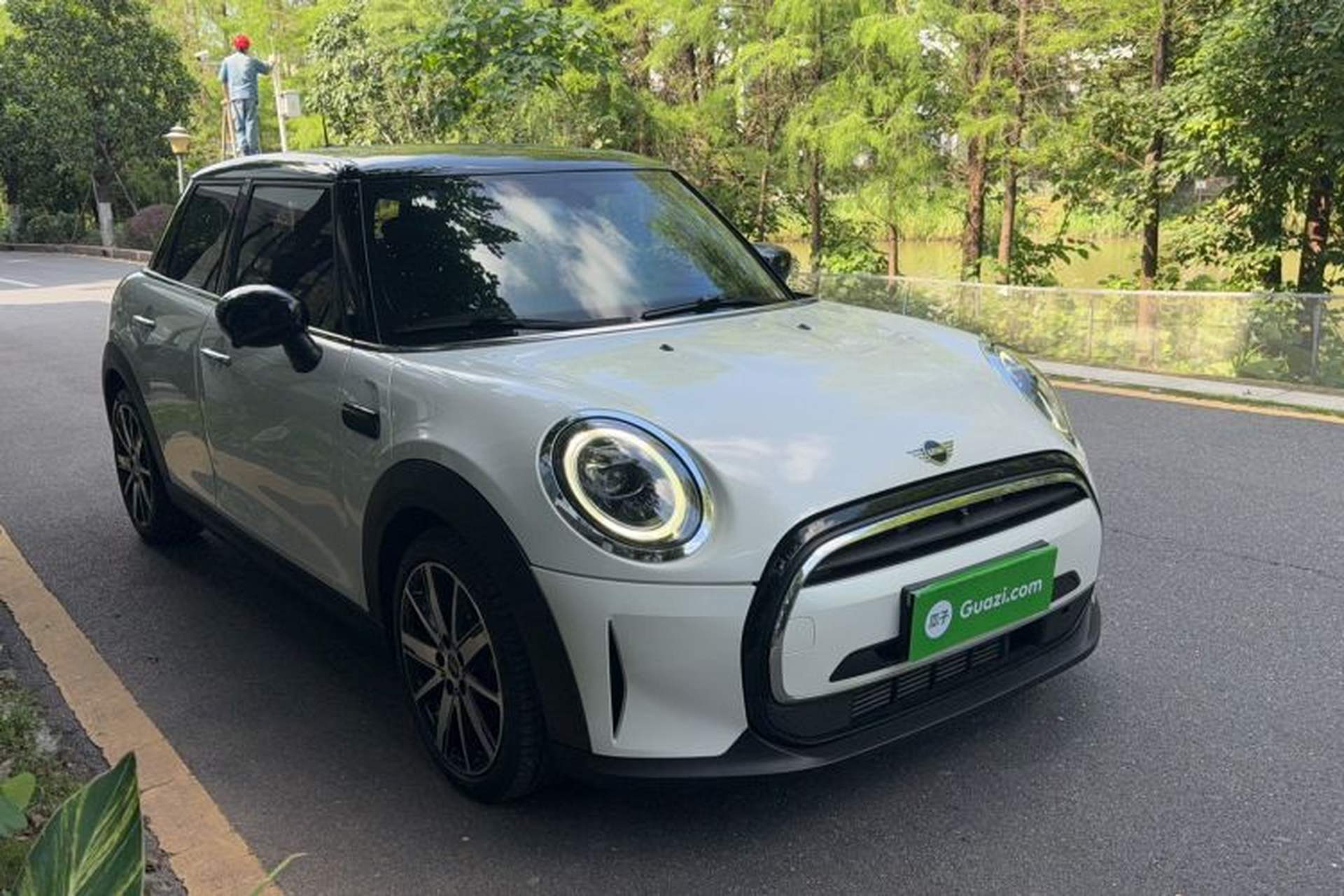 Used MINI 2023 Updated 1.5T COOPER Artist Five-Door Edition Exterior 2