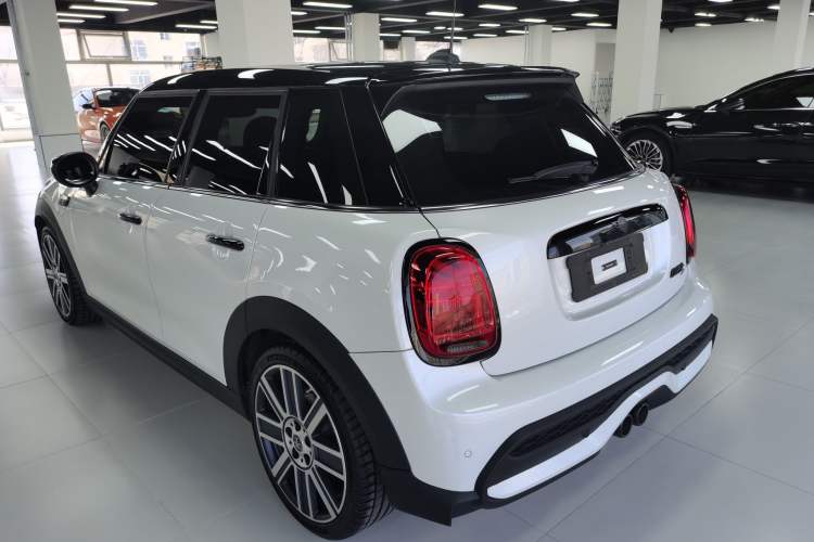 Used MINI 2023 Facelift 2.0T COOPER S Artist Five-Door Edition Exterior 2