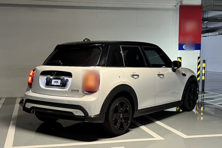 Used MINI 2023 Updated 1.5T COOPER Artist Five-Door Edition Exterior 3