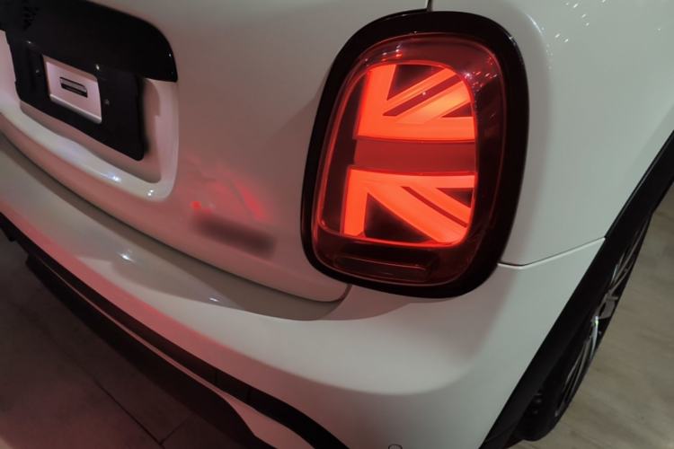 Used MINI 2023 1.5T COOPER Artist Five-Door Edition Exterior 3