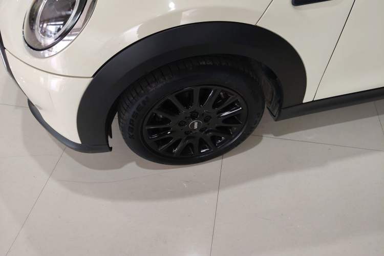 Used MINI 2023 1.5T ONE Exterior 4