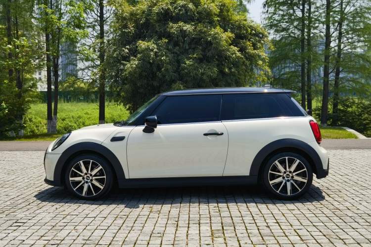 Used MINI 2023 1.5T COOPER Artist Exterior 4