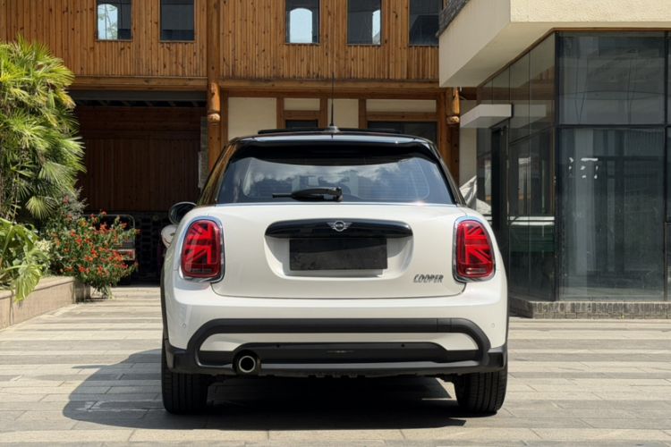 Used MINI 2023 Updated 1.5T COOPER Artist Five-Door Edition Exterior 5
