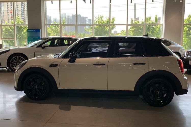 Used MINI 2023 1.5T COOPER Artist Five-Door Edition Exterior 6