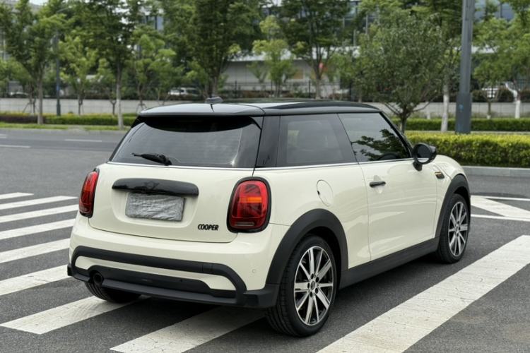 Used MINI 2023 1.5T COOPER Artist Exterior 8