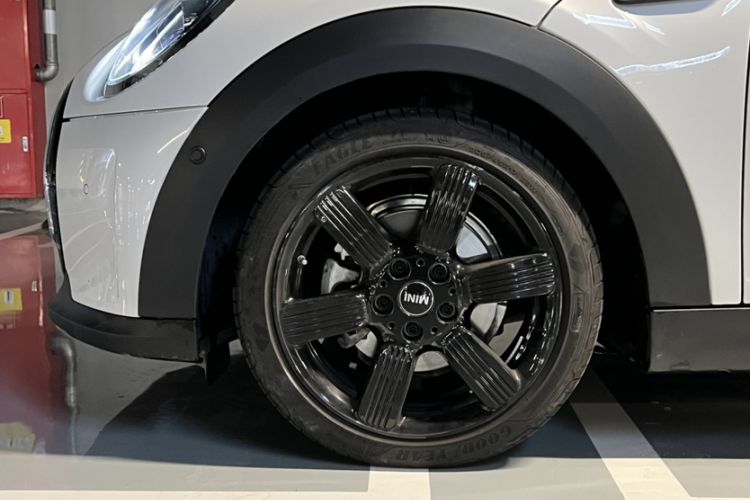 Used MINI 2023 Updated 1.5T COOPER Artist Five-Door Edition Exterior 9