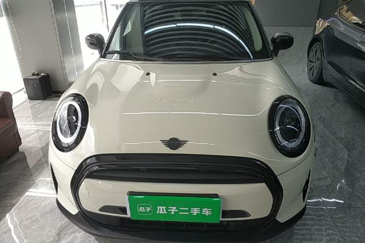 Used MINI 2023 1.5T COOPER Artist Front