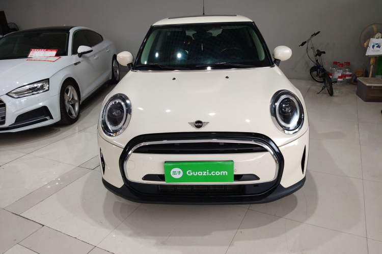 Used MINI 2023 1.5T ONE Front
