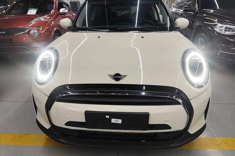 Used MINI 2023 1.5T ONE Front