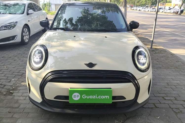 Used MINI 2023 1.5T COOPER Artist Five-Door Edition Front