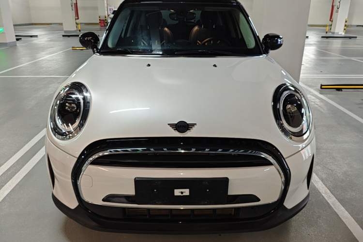 Used MINI 2023 1.5T COOPER Artist Five-Door Edition Front
